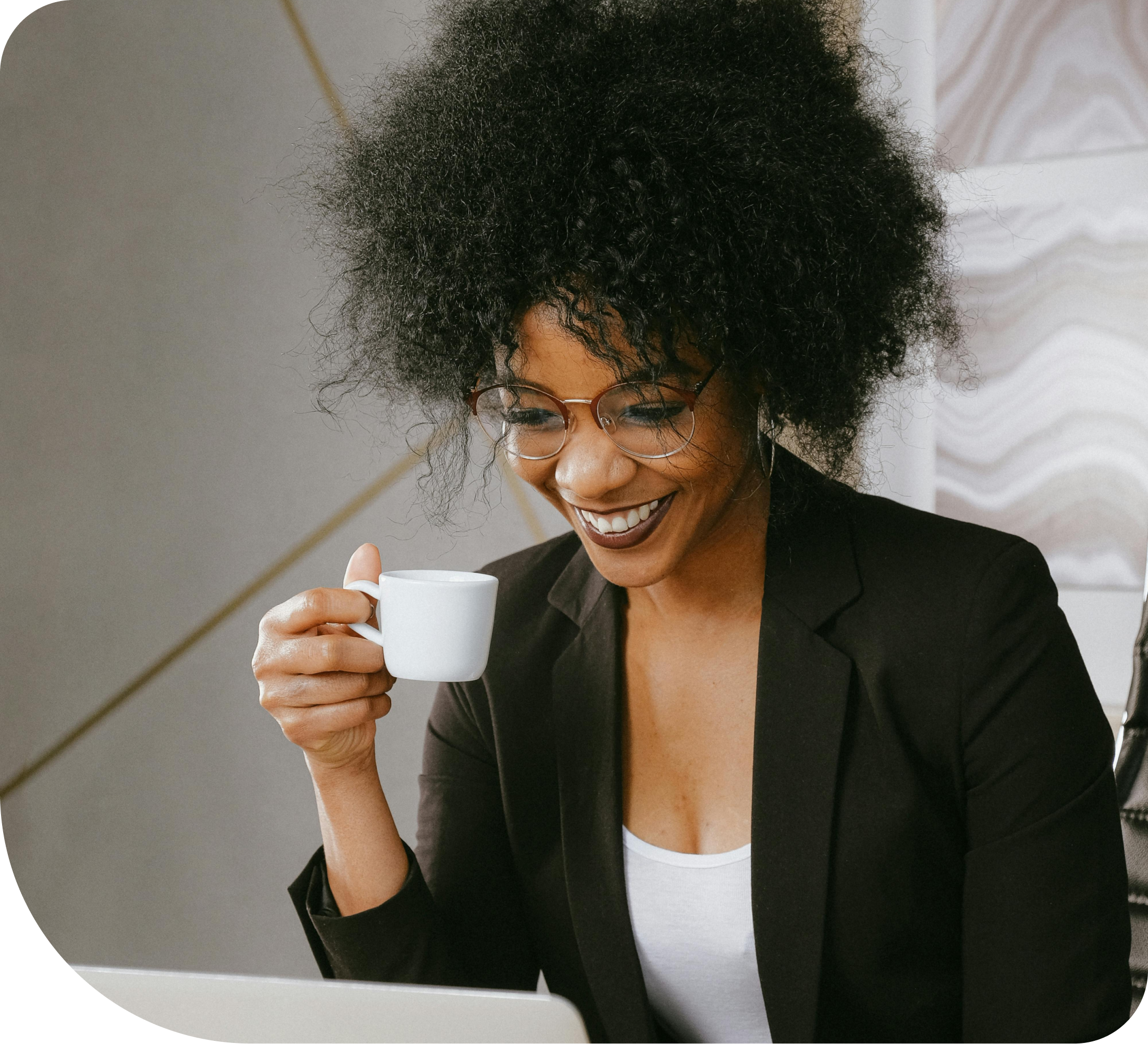 lady drinking coffee